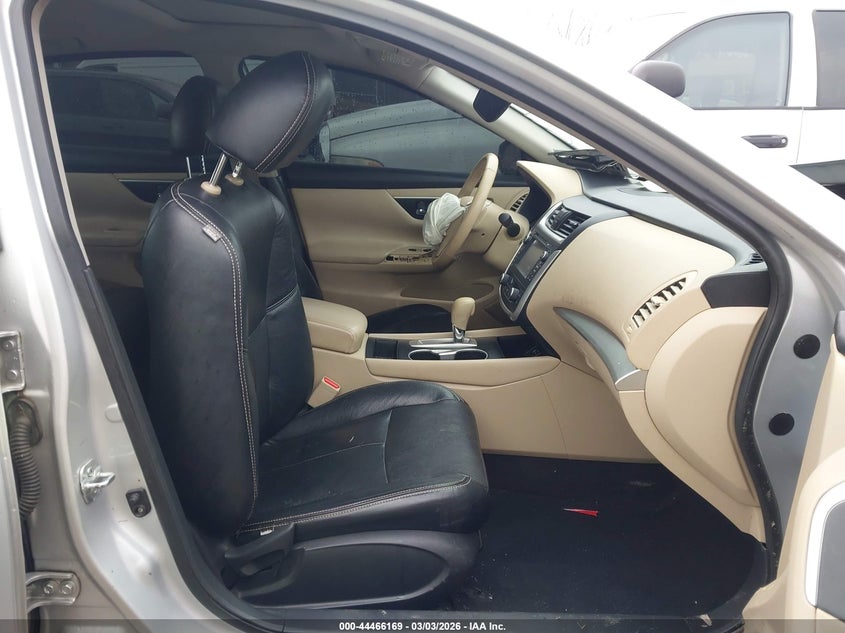 2016 Nissan Altima 2.5 Sv