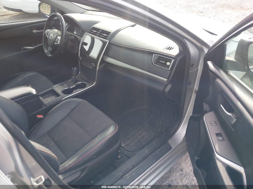 2016 Toyota Camry Se