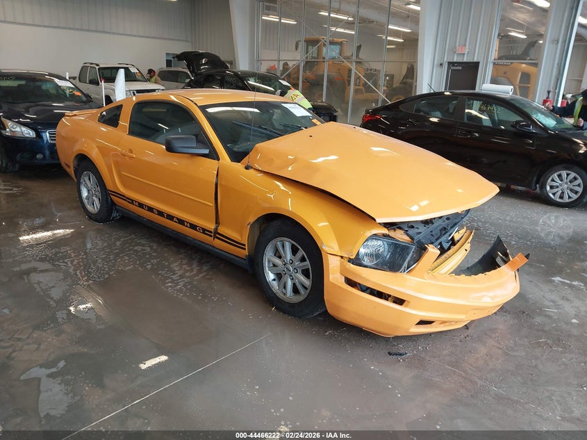 2007 Ford Mustang V6 Deluxe/V6 Premium