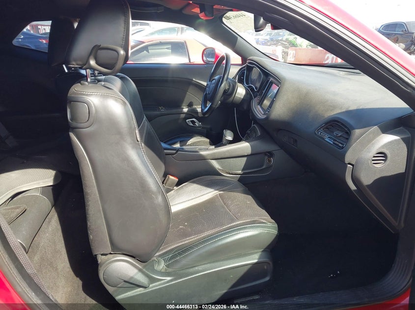 2015 Dodge Challenger Sxt Plus