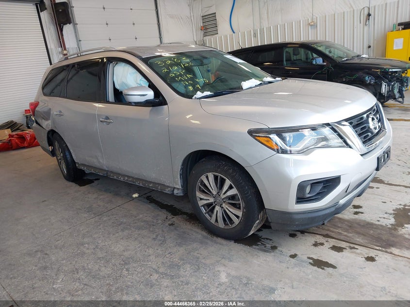 2019 Nissan Pathfinder Sl