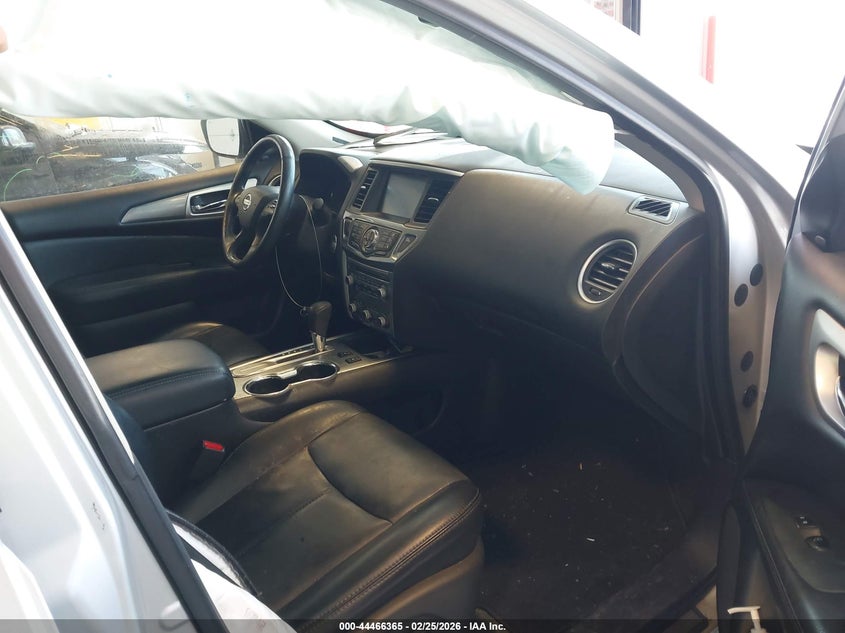 2019 Nissan Pathfinder Sl