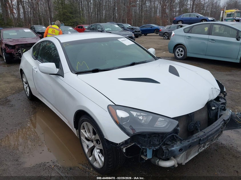 2013 Hyundai Genesis 2.0T