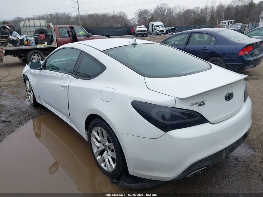 2013 Hyundai Genesis 2.0T