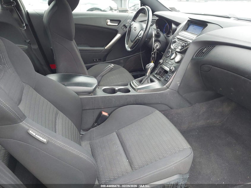 2013 Hyundai Genesis 2.0T