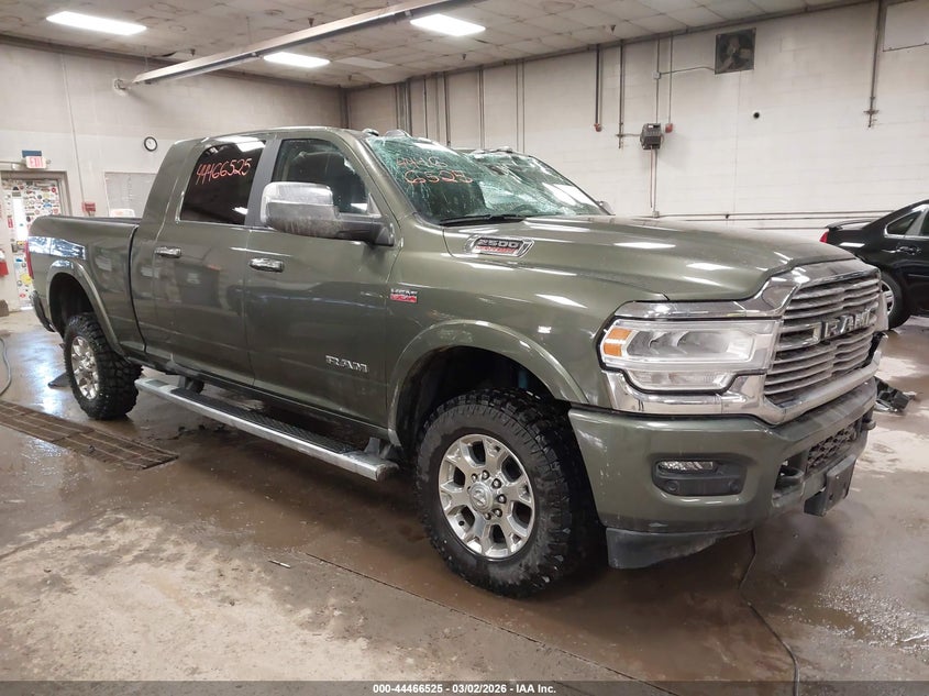2022 Ram 2500 Laramie 4X4 6'4 Box