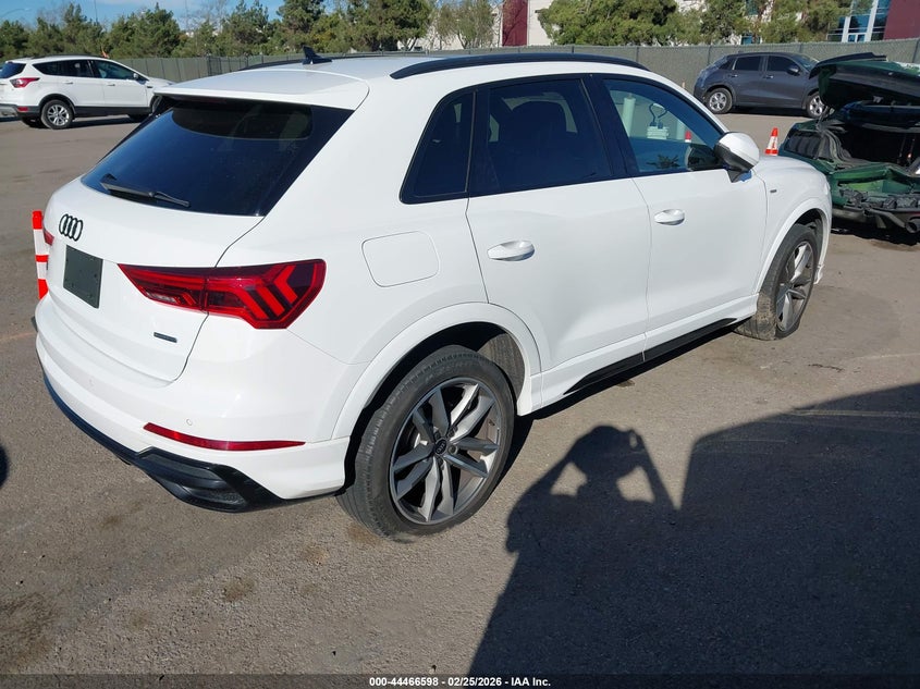 2022 Audi Q3 Premium Plus 45 Tfsi S Line Quattro Tiptronic