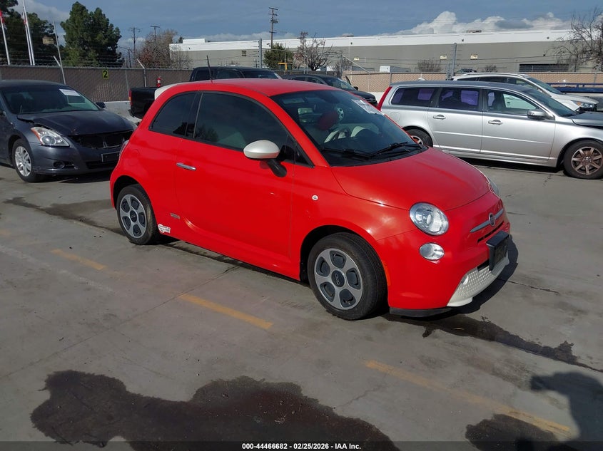 FIAT 500E 2013. Lot# 44466682. VIN 3C3CFFGE1DT604606. Photo 1