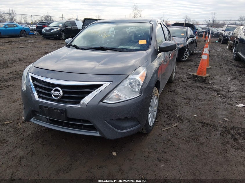 2019 Nissan Versa 1.6 S
