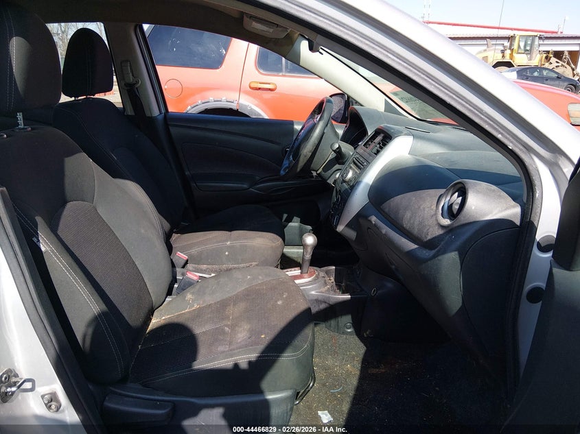 2017 Nissan Versa 1.6 Sv