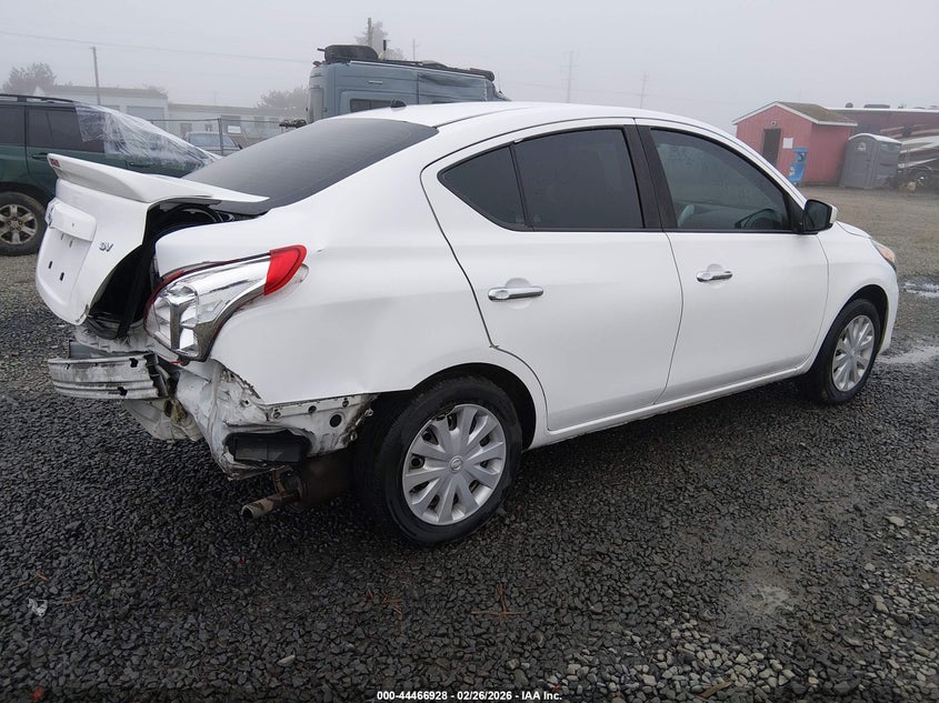 2018 Nissan Versa 1.6 Sv
