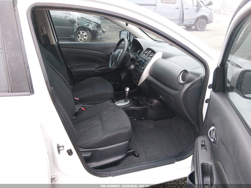 2018 Nissan Versa 1.6 Sv