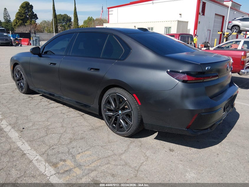 2025 BMW I7 Edrive50