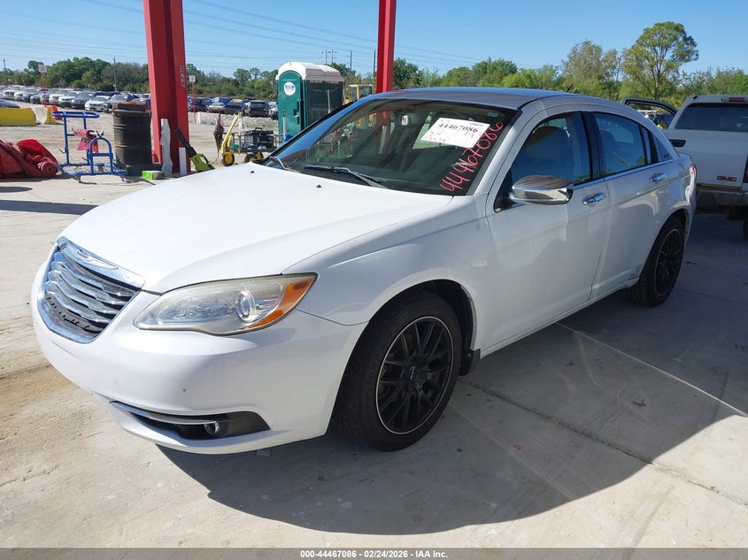 2011 Chrysler 200 Limited