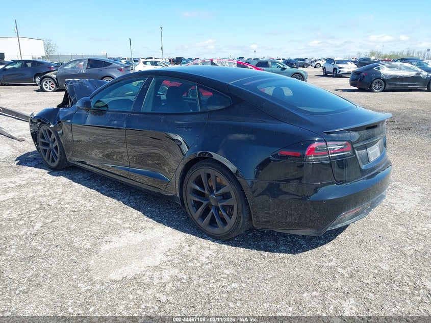 Vin: 5yjsa1e64nf480450, lot: 44963775, tesla model s plaid tri motor all-wheel drive 20223