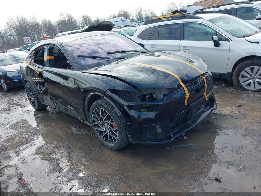 2022 Ford Mustang Mach-E Gt