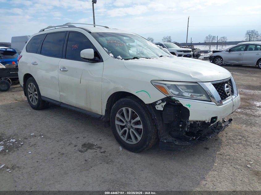 2016 Nissan Pathfinder Sv