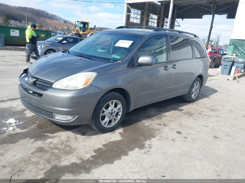 2005 Toyota Sienna Xle