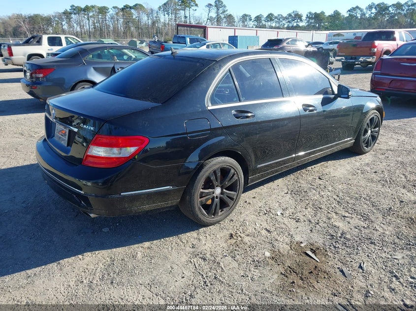 2011 Mercedes-Benz C 300 Luxury 4Matic/Sport 4Matic
