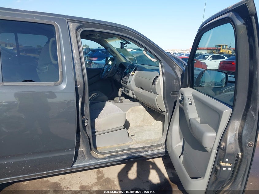 2014 Nissan Frontier Sv