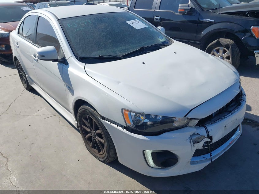 2016 Mitsubishi Lancer Es