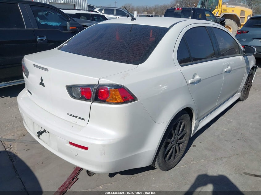 2016 Mitsubishi Lancer Es