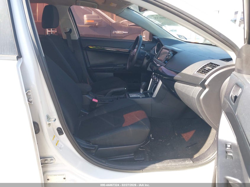 2016 Mitsubishi Lancer Es