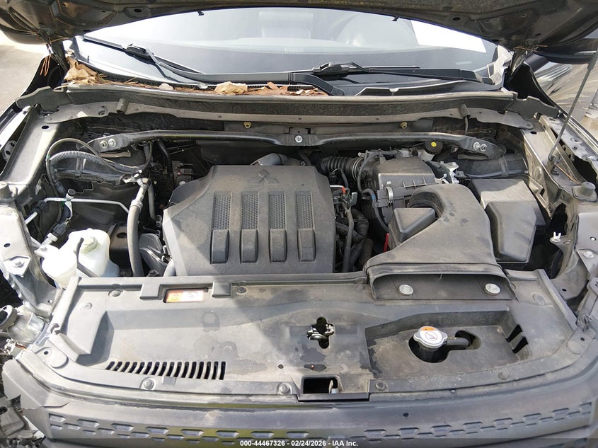 2022 Mitsubishi Eclipse Cross Le S-Awc VIN: JA4ATVAA8NZ053557 Lot: 44467326