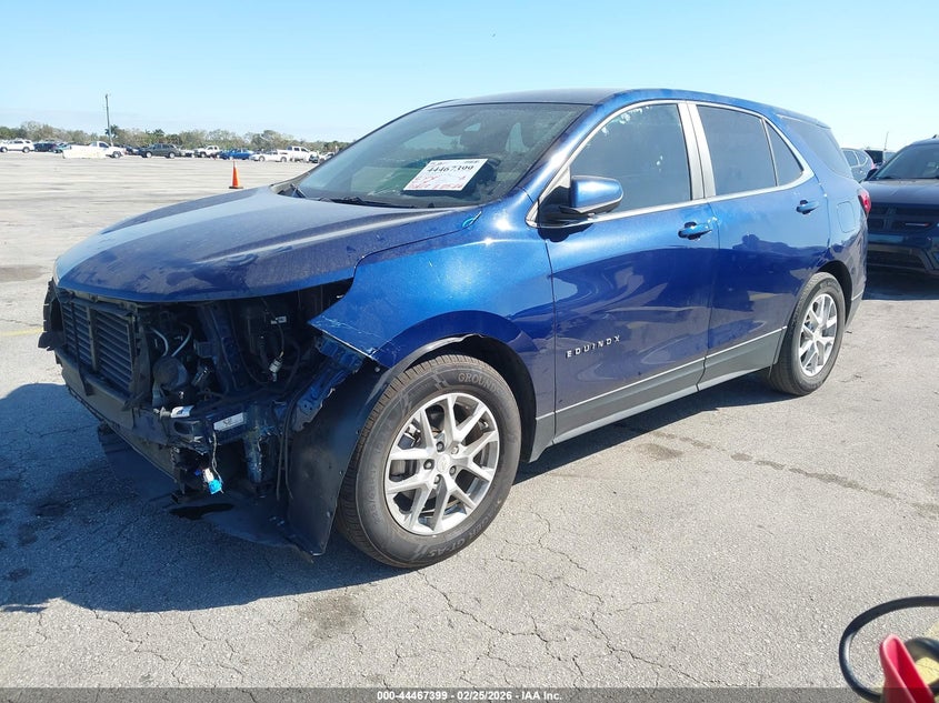 2023 CHEVROLET EQUINOX auction photo 2