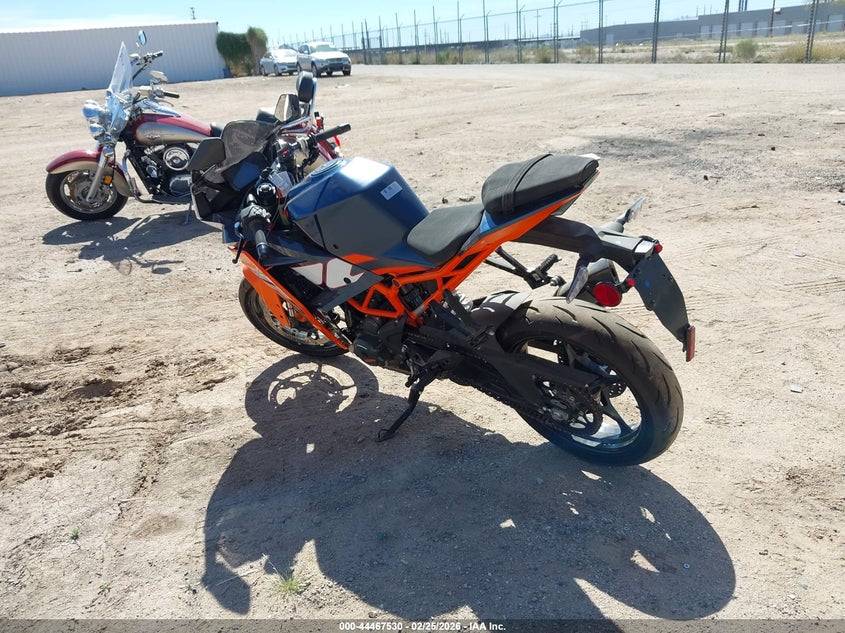 VIN MD2JYJ406RN207595 2024 KTM 390 RC