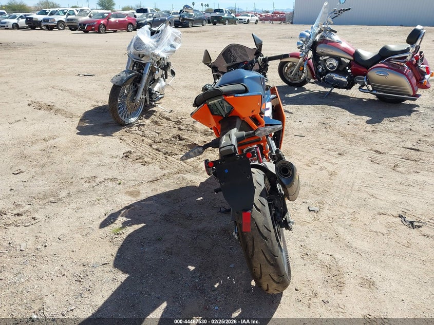 VIN MD2JYJ406RN207595 2024 KTM 390 RC