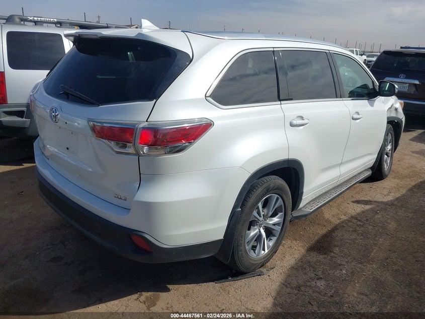 2015 TOYOTA HIGHLANDER auction photo 4