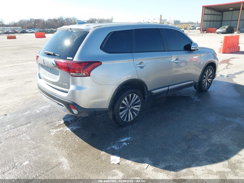 Vin: ja4az3a38kj000629, lot: 44964232, mitsubishi outlander se 20194