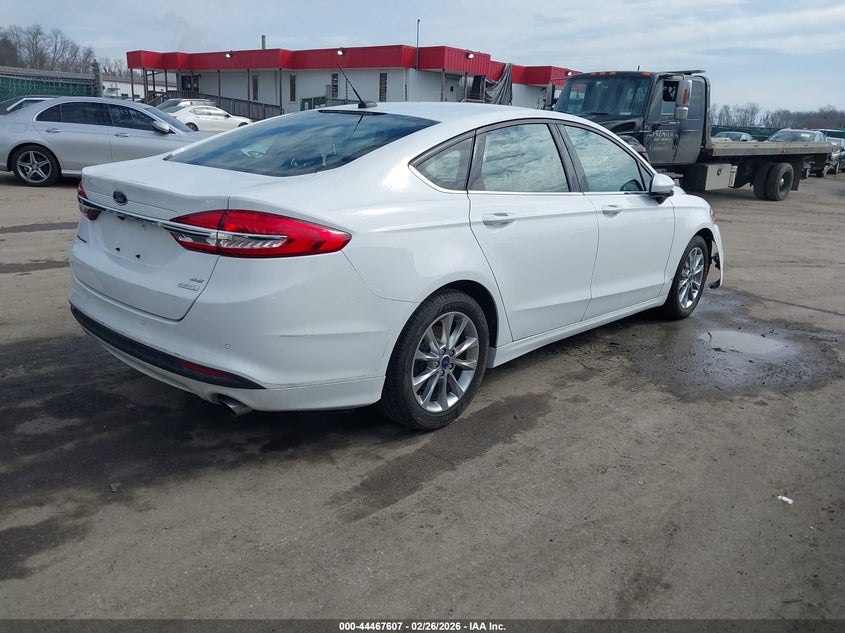 2017 Ford Fusion 1.5 Se white Lot 111044467607 Vin 3FA6P0HD8HR270897