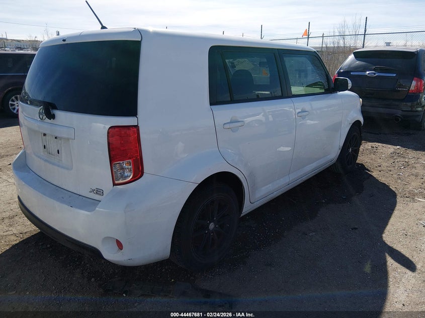 Vin: jtlze4fe6fj069222, lot: 44964348, scion xb 20154