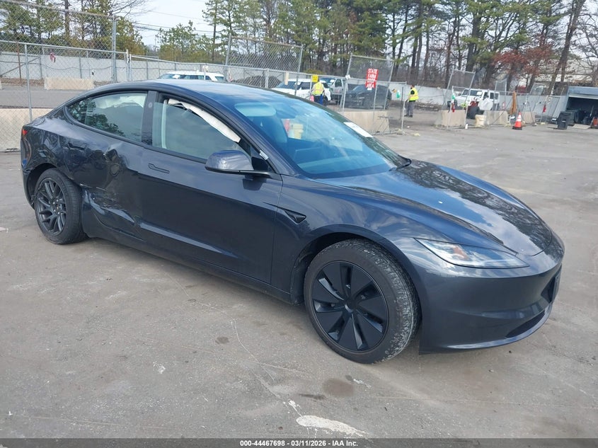 2026 Tesla Model 3 Premium Rear-Wheel Drive/Standard Rear-Wheel Drive