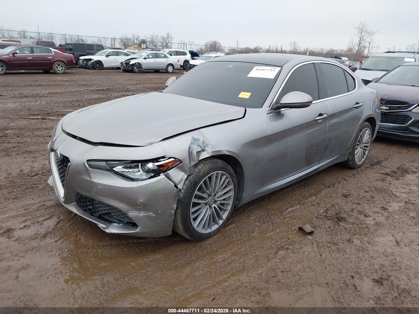 2017 Alfa Romeo Giulia Ti Awd