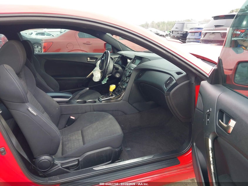 2013 Hyundai Genesis 2.0T