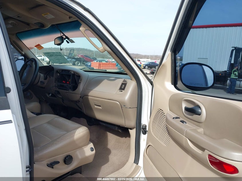 2003 FORD F-150 auction photo 5