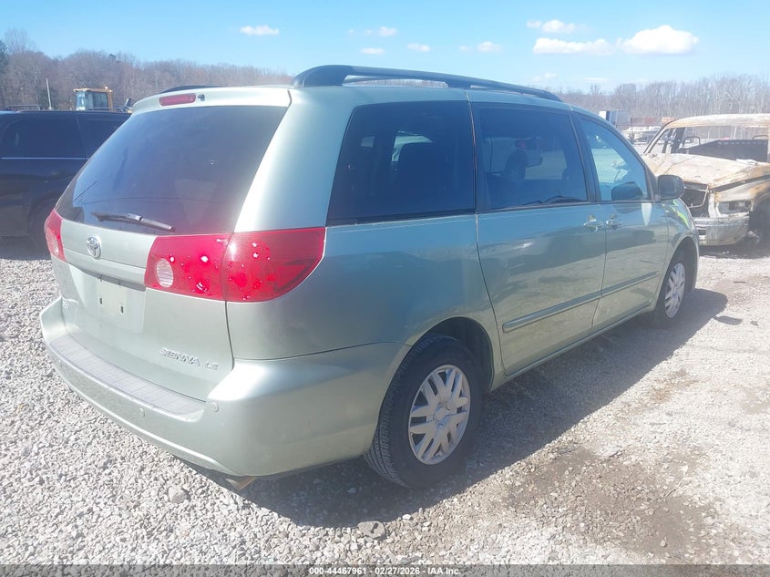 2009 Toyota Sienna Le