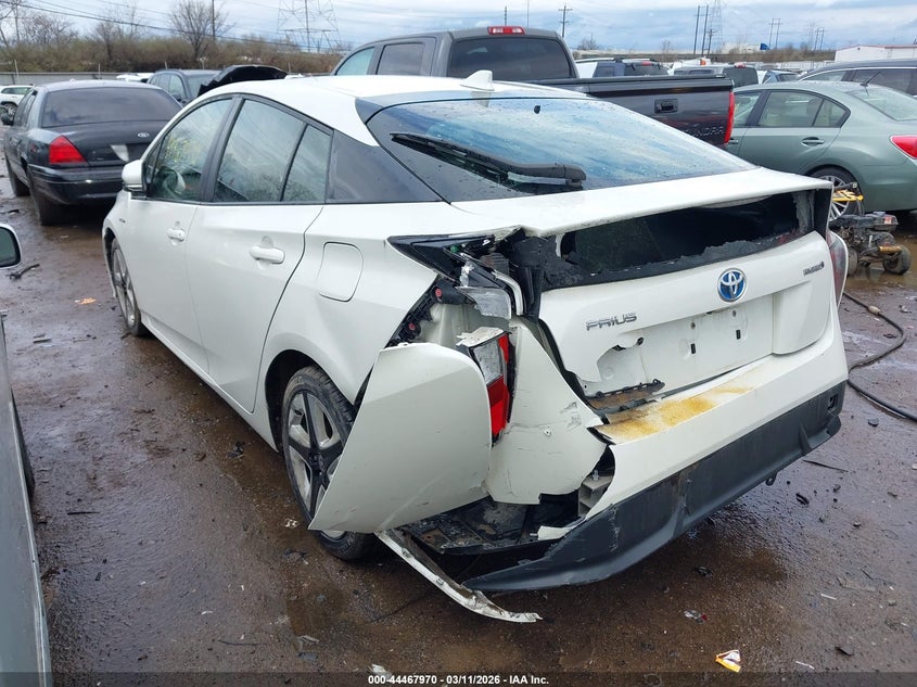 2016 Toyota Prius Three Touring