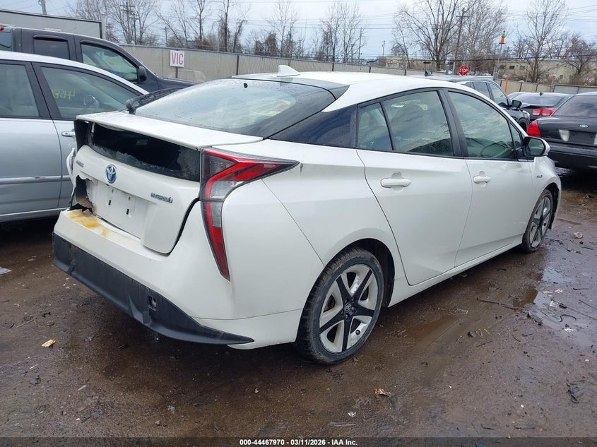 2016 Toyota Prius Three Touring