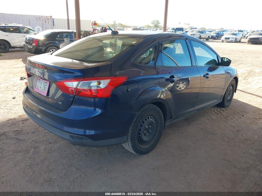 Vin: 1fahp3f29cl163943, lot: 44964686, ford focus se 20124