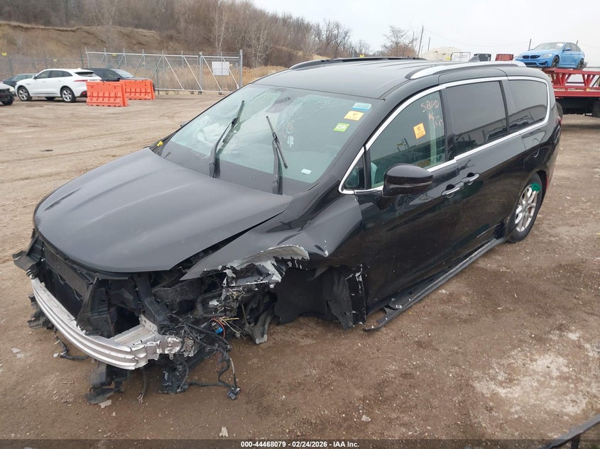 2021 Chrysler Pacifica Touring L