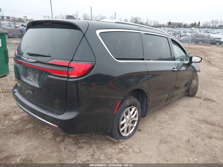 2021 Chrysler Pacifica Touring L