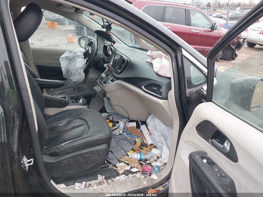 2021 Chrysler Pacifica Touring L