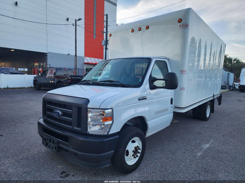 2024 Ford E-350 Cutaway