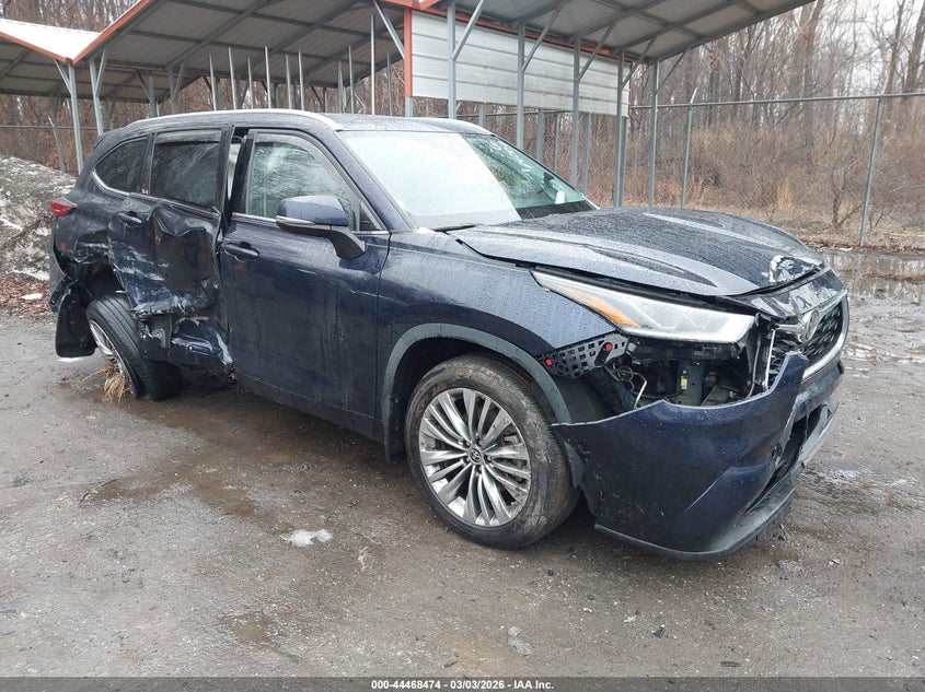 2021 Toyota Highlander Platinum