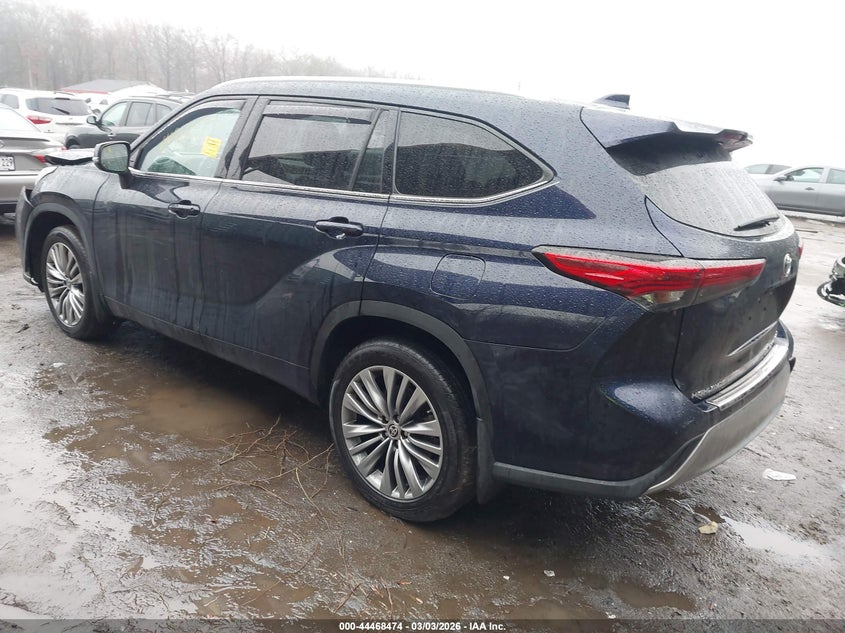 2021 Toyota Highlander Platinum