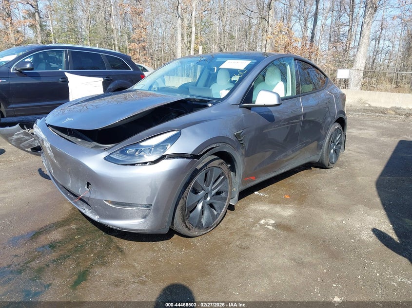 2024 Tesla Model Y Long Range Dual Motor All-Wheel Drive